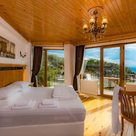 Assos Kayalar Terrace Sazli